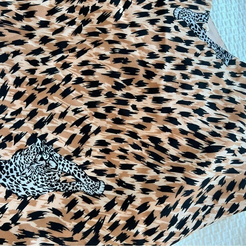 L'AGENCE Jane V Neck Cheetah Silk Camisole Animal Print Tank Top XS NwT - Picture 8 of 14